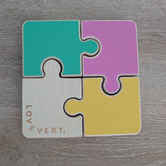 Lovevery Chunky Wooden Jigsaw Puzzle - Picture 3 of 5